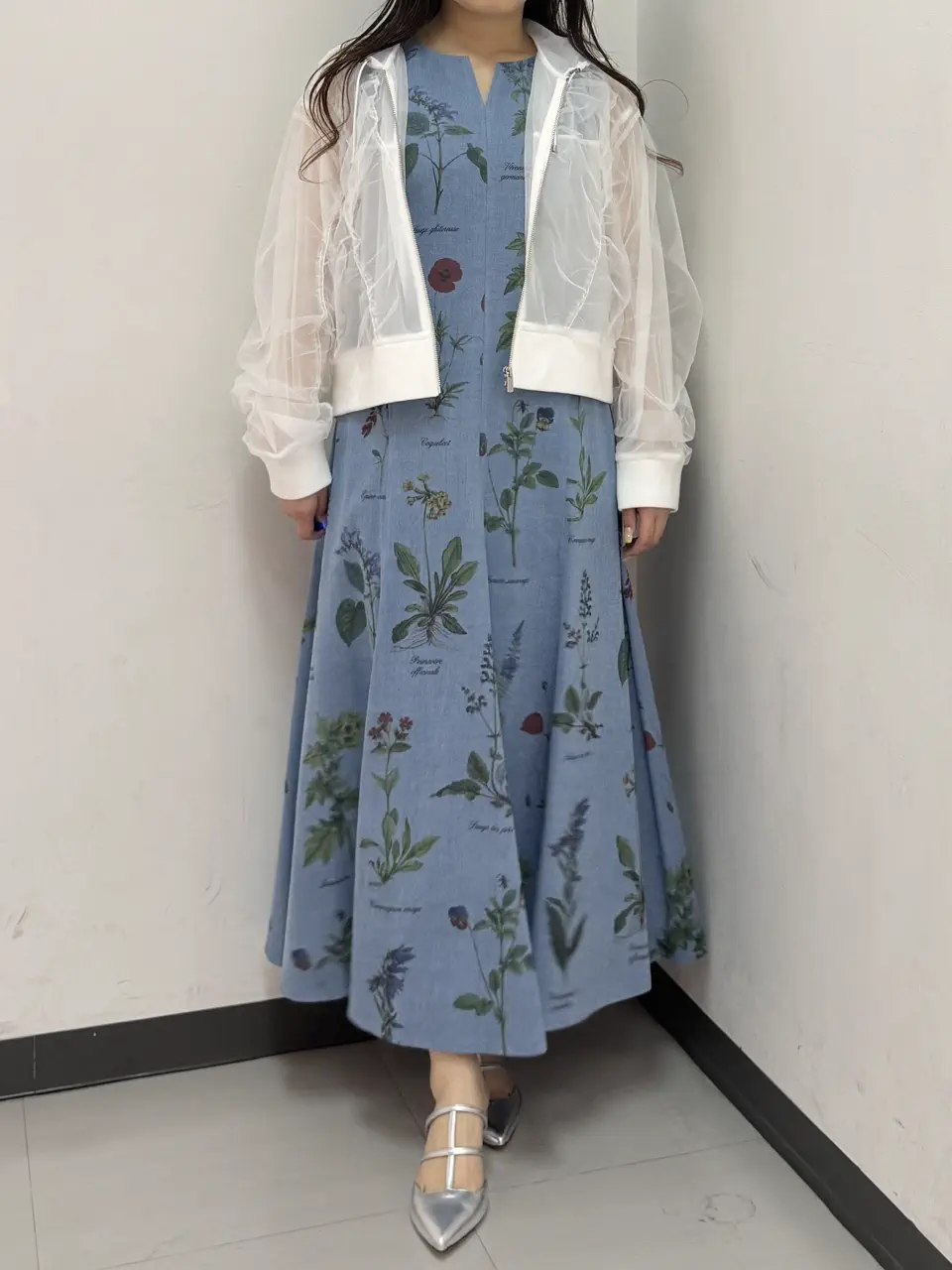 GRACE CONTINENTAL The Banquet 大橋　可苗 コーディネート画像