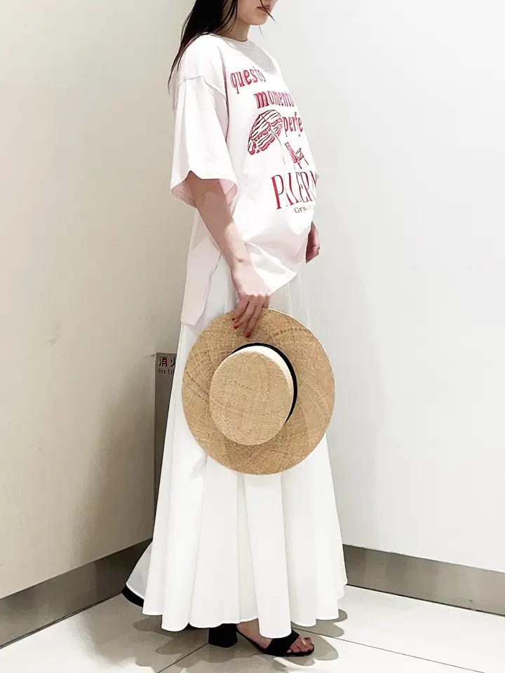 GRACE CONTINENTAL The Banquet nao コーディネート画像