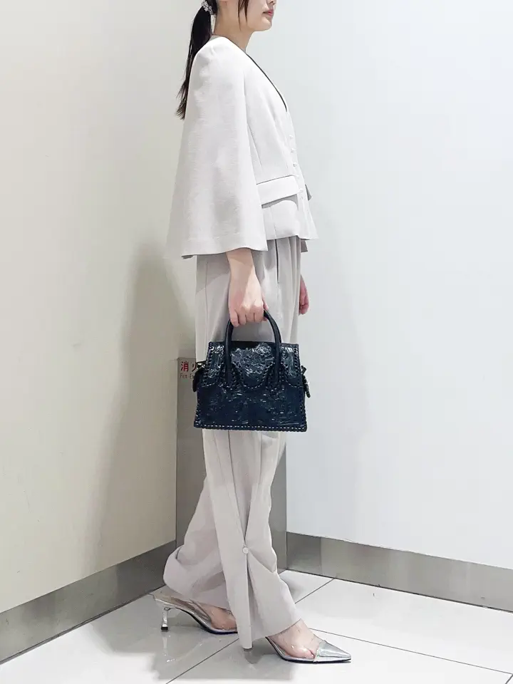 GRACE CONTINENTAL The Banquet nao コーディネート画像