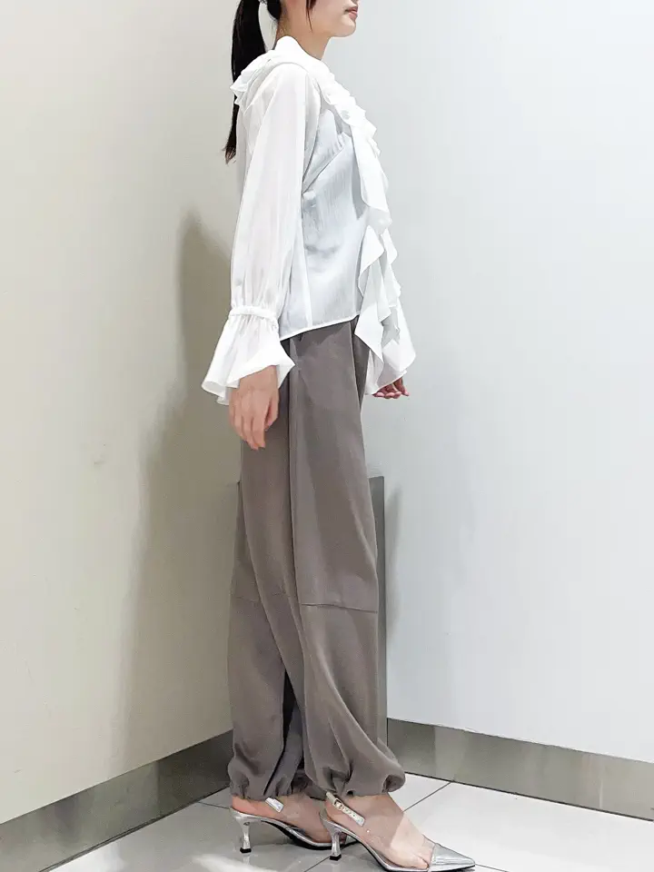 GRACE CONTINENTAL The Banquet nao コーディネート画像