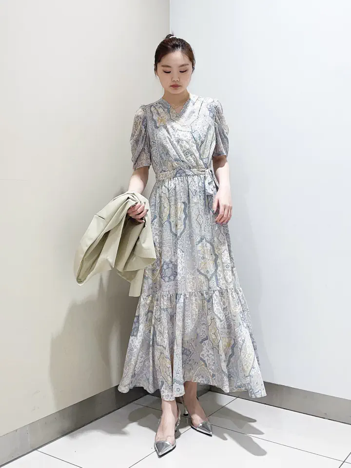 GRACE CONTINENTAL The Banquet nao コーディネート画像