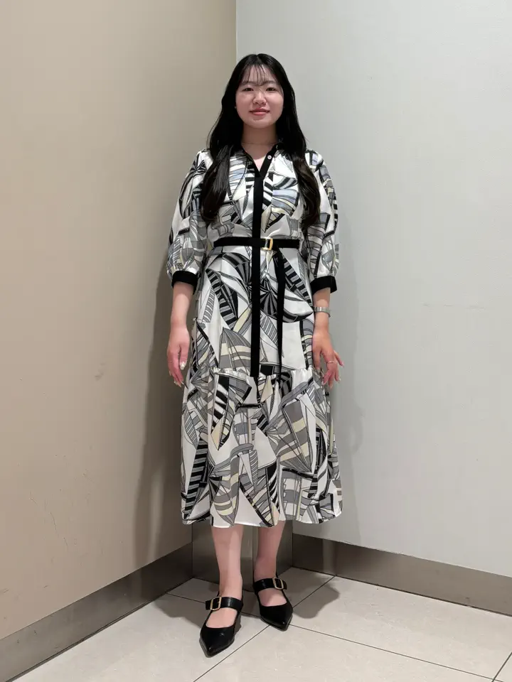 GRACE CONTINENTAL The Banquet 松原 明音 コーディネート画像