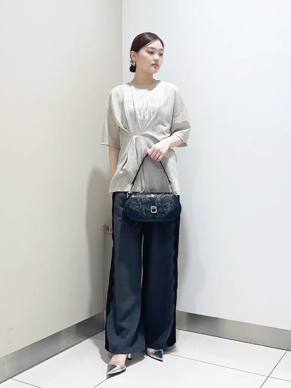 GRACE CONTINENTAL The Banquet nao コーディネート画像