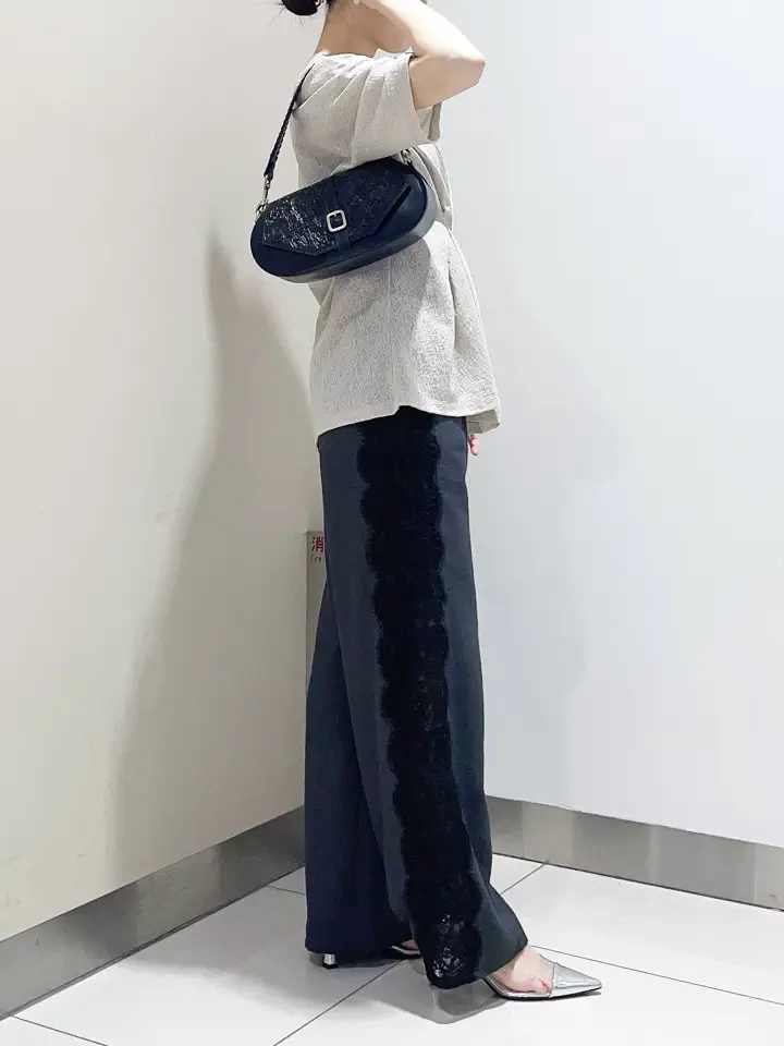 GRACE CONTINENTAL The Banquet nao コーディネート画像