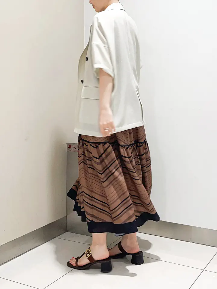 GRACE CONTINENTAL The Banquet nao コーディネート画像