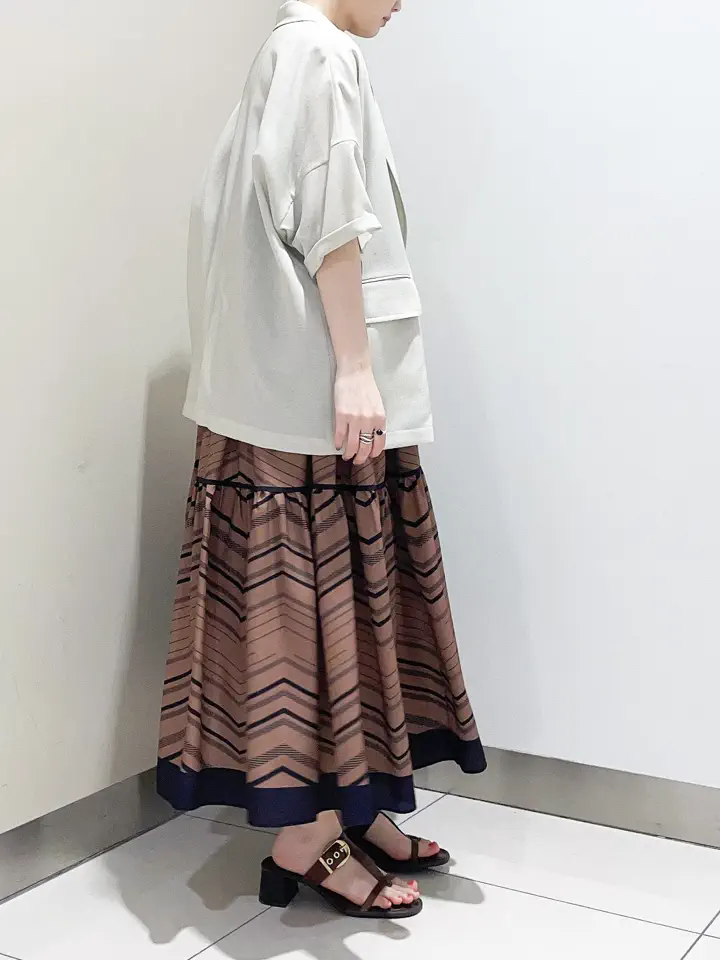 GRACE CONTINENTAL The Banquet nao コーディネート画像