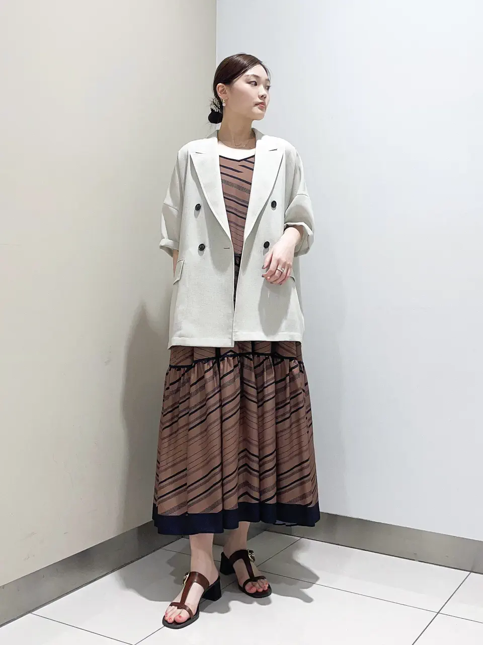 GRACE CONTINENTAL The Banquet nao コーディネート画像