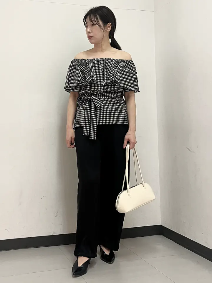 GRACE CONTINENTAL The Banquet 泉　智子 コーディネート画像