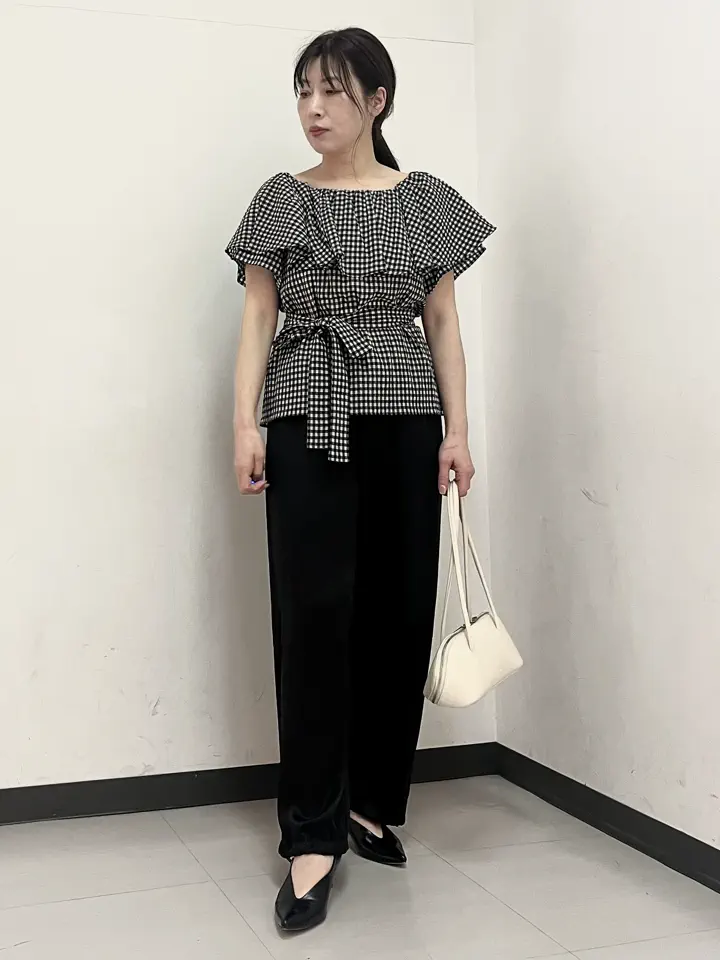 GRACE CONTINENTAL The Banquet 泉　智子 コーディネート画像