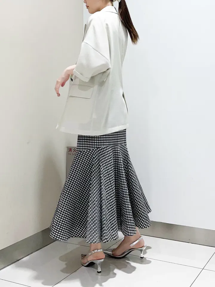 GRACE CONTINENTAL The Banquet nao コーディネート画像