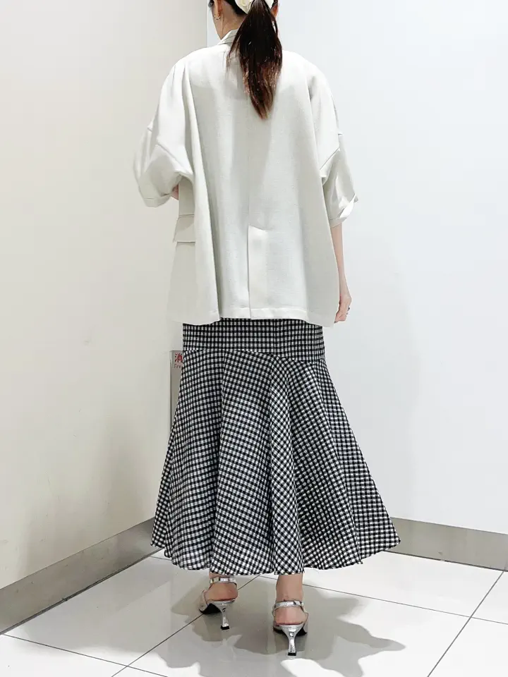 GRACE CONTINENTAL The Banquet nao コーディネート画像