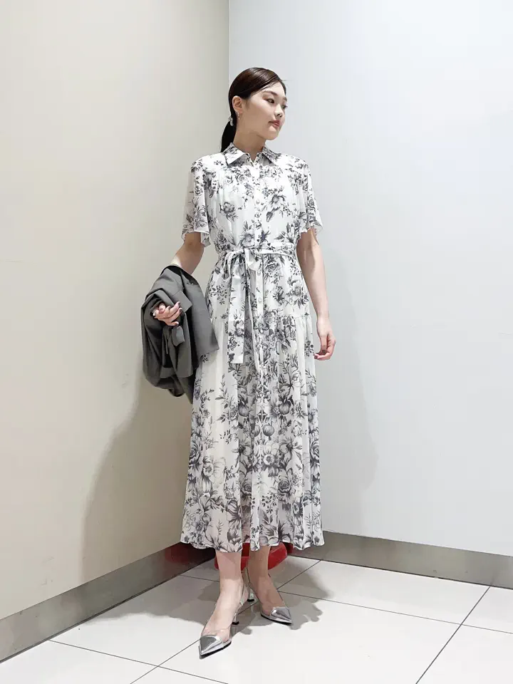 GRACE CONTINENTAL The Banquet nao コーディネート画像