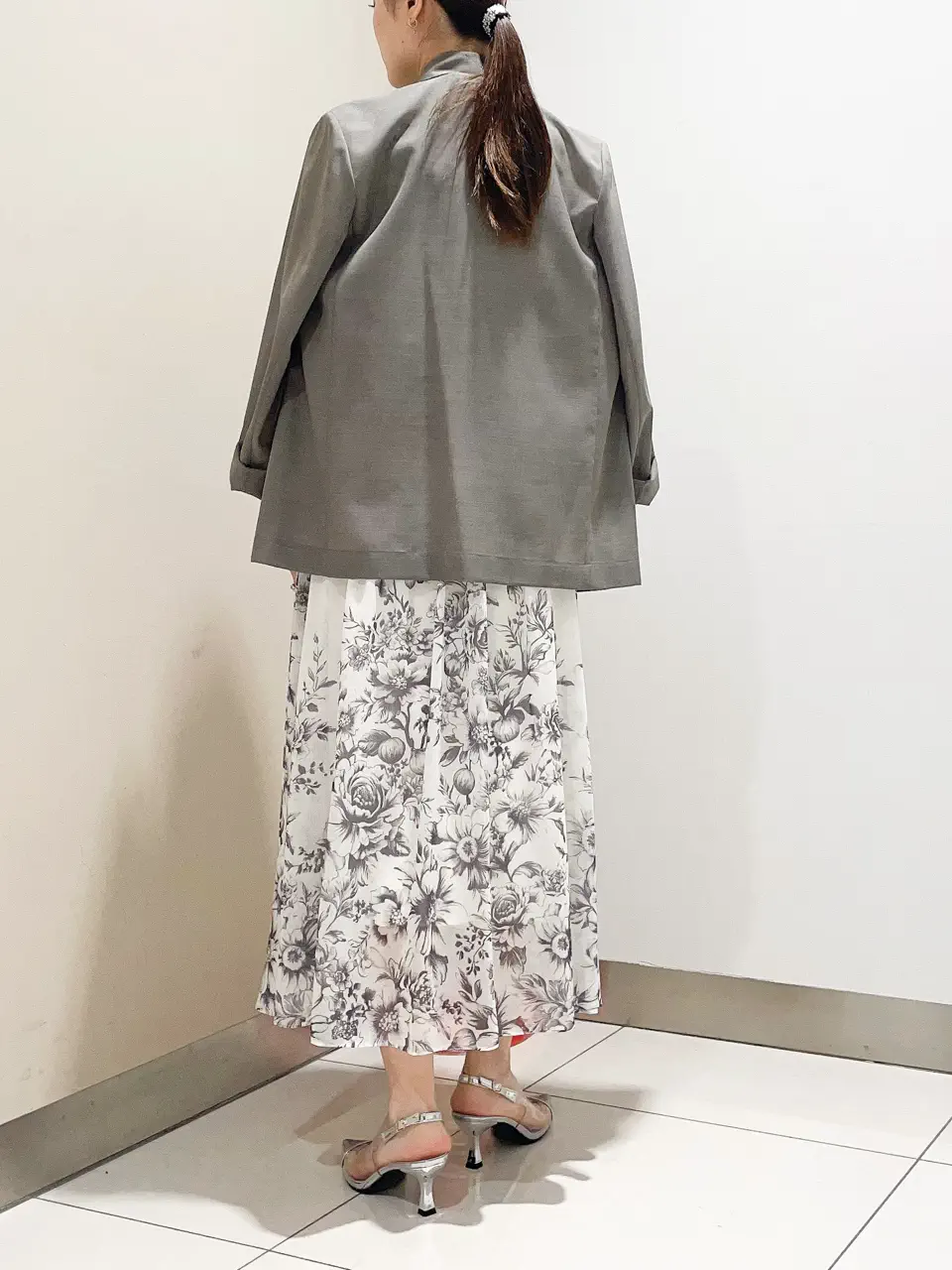 GRACE CONTINENTAL The Banquet nao コーディネート画像