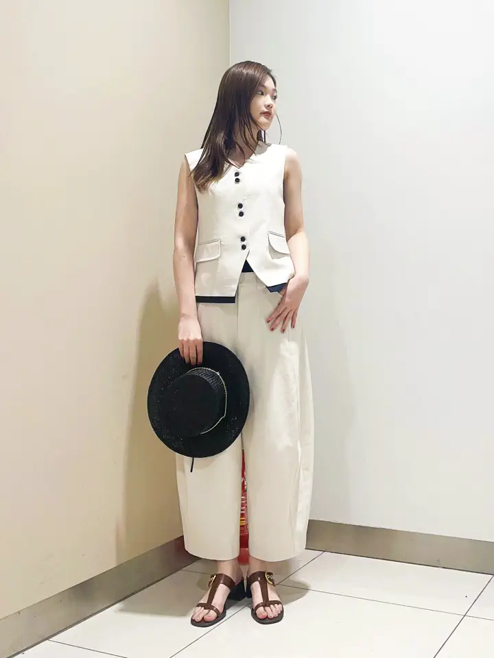 GRACE CONTINENTAL The Banquet nao コーディネート画像