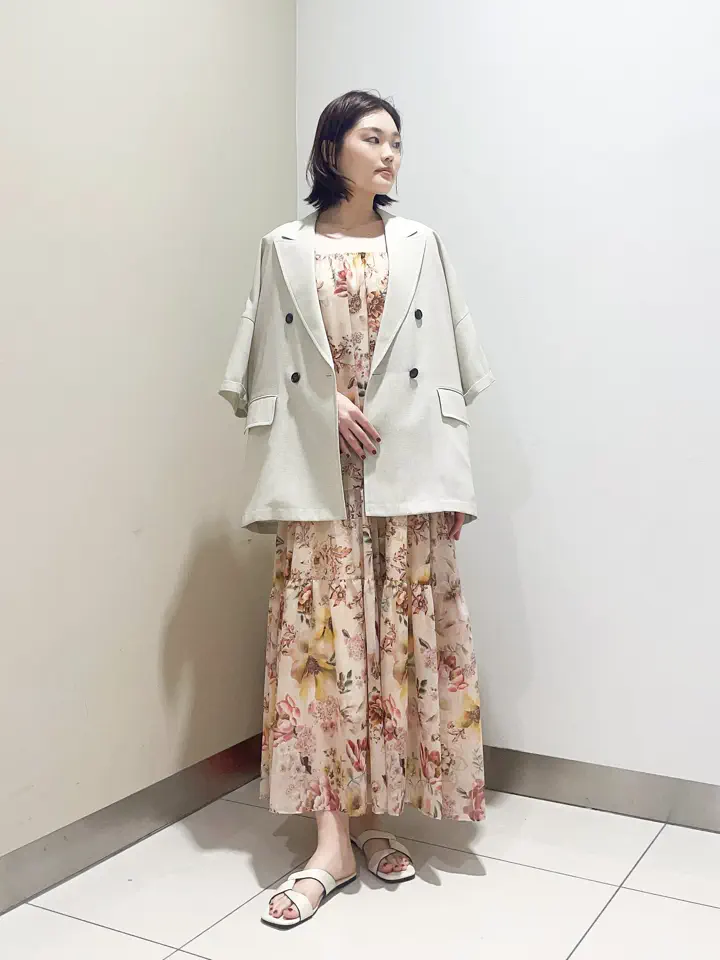 GRACE CONTINENTAL The Banquet nao コーディネート画像