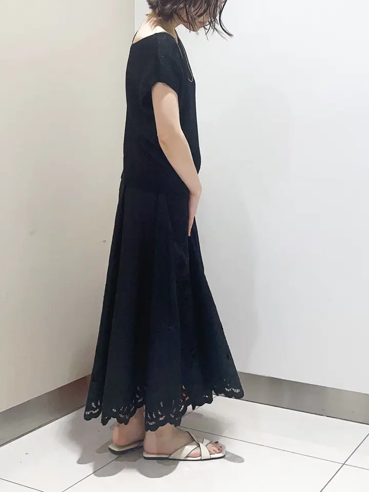 GRACE CONTINENTAL The Banquet nao コーディネート画像