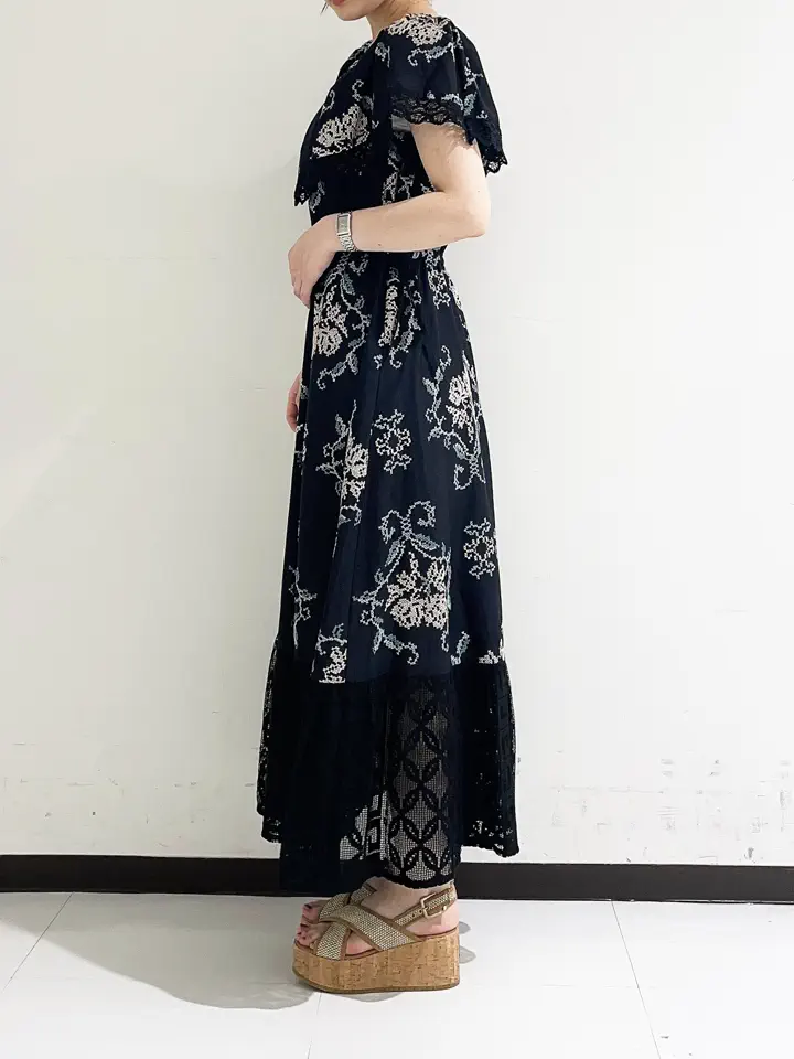 GRACE CONTINENTAL The Banquet nao コーディネート画像