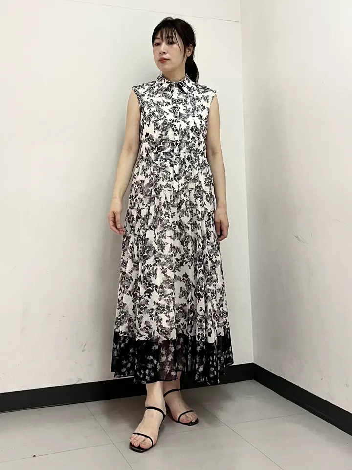 GRACE CONTINENTAL The Banquet 泉　智子 コーディネート画像