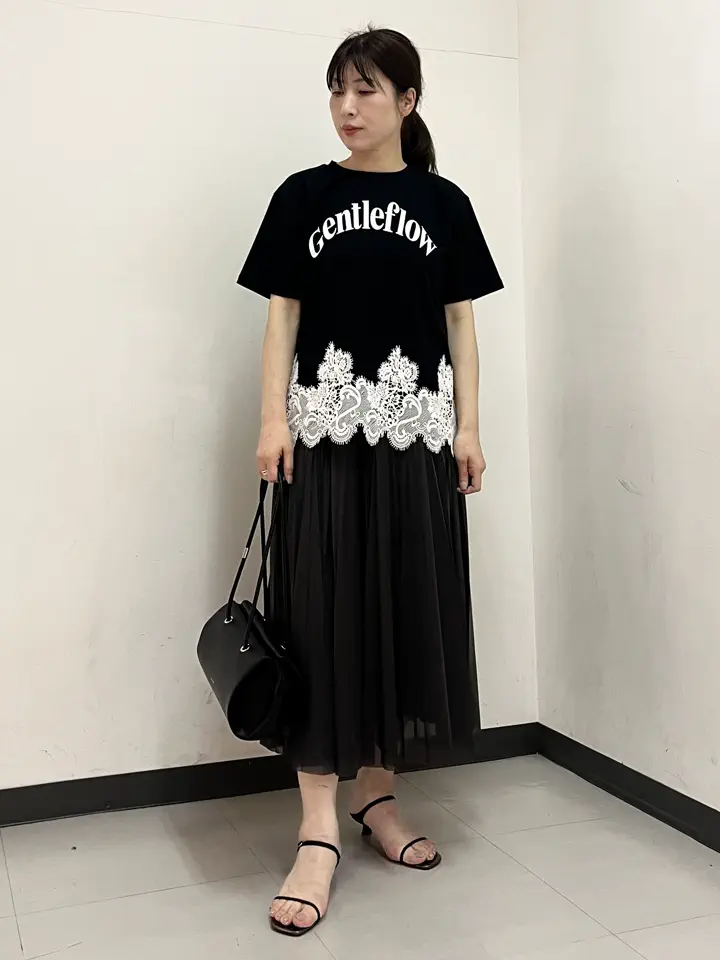 GRACE CONTINENTAL The Banquet 泉　智子 コーディネート画像
