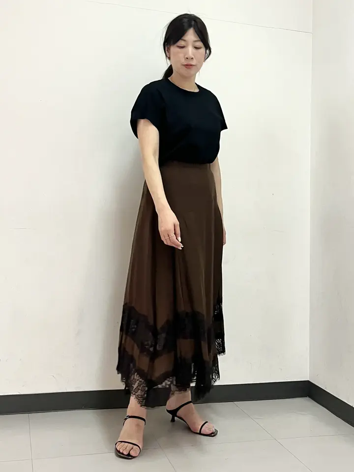 GRACE CONTINENTAL The Banquet 泉　智子 コーディネート画像
