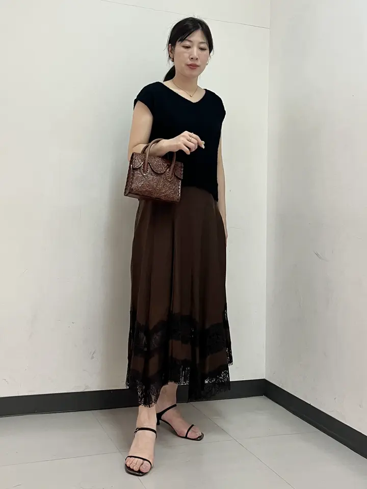 GRACE CONTINENTAL The Banquet 泉　智子 コーディネート画像