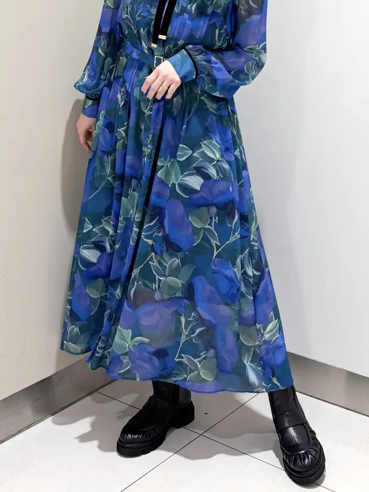 GRACE CONTINENTAL The Banquet SAYUMI Nagashima コーディネート画像