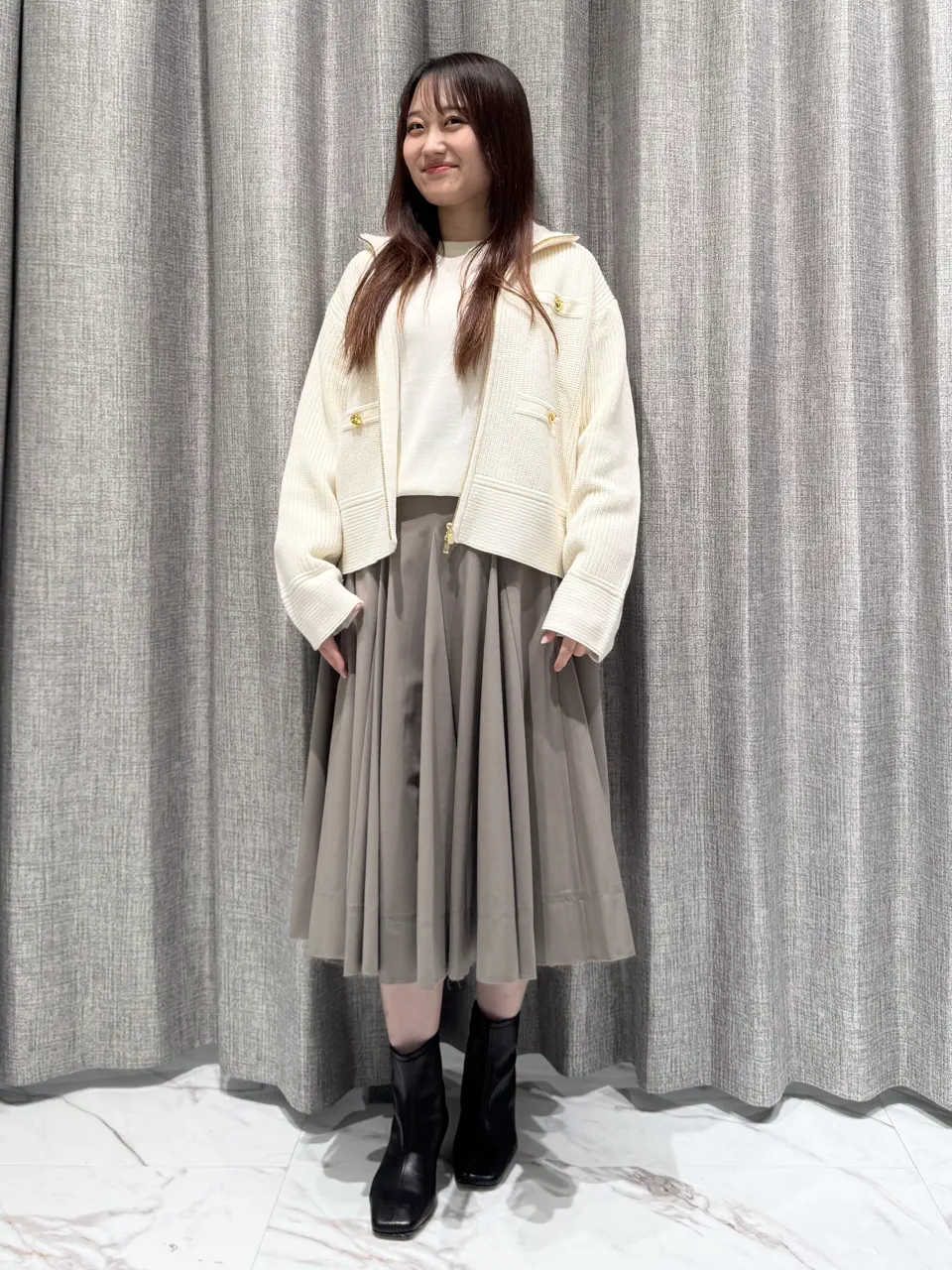 GRACE CONTINENTAL The Banquet 大橋　可苗 コーディネート画像
