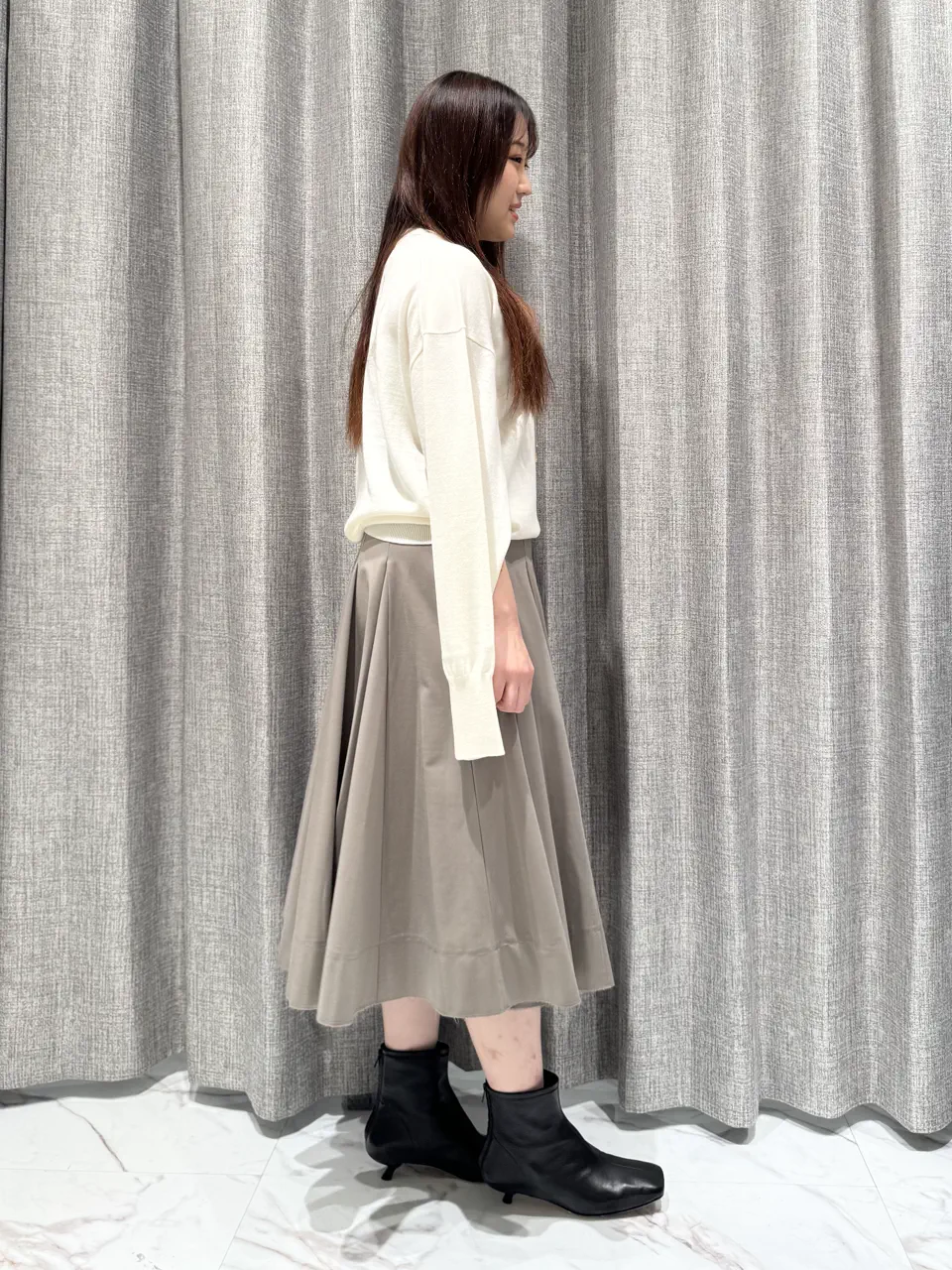 GRACE CONTINENTAL The Banquet 大橋　可苗 コーディネート画像