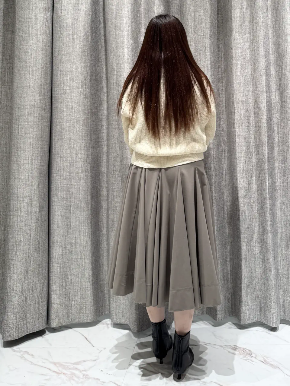 GRACE CONTINENTAL The Banquet 大橋　可苗 コーディネート画像