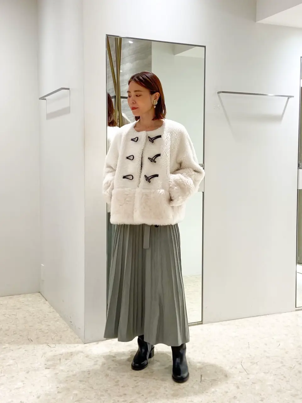 グレースコンチネンタル ケーブルニットフード付き ロングワンピース♡白Mサイズ ケーブルサイドプリーツニットワンピース（マキシ・ロング