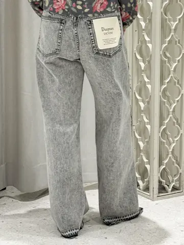 Diagram Adachi コーディネート画像