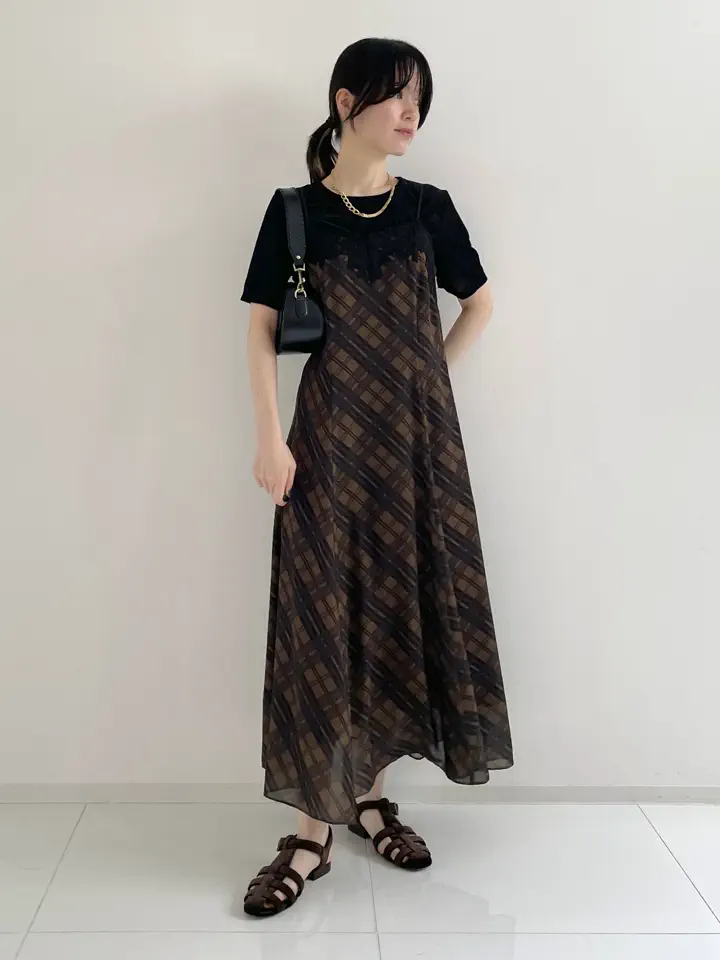 GRACE CONTINENTAL 三浦　芙優 コーディネート画像