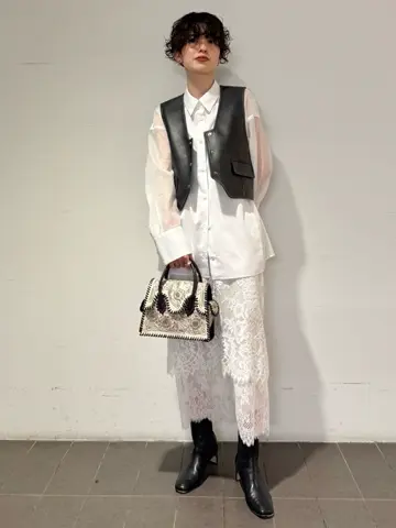 Carving Tribes 村上 麗華 コーディネート画像