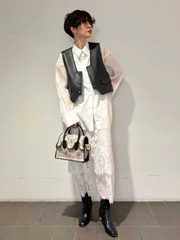 Carving Tribes 村上 麗華 コーディネート画像