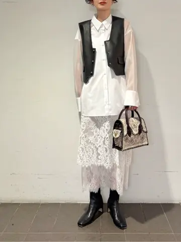 Carving Tribes 村上 麗華 コーディネート画像