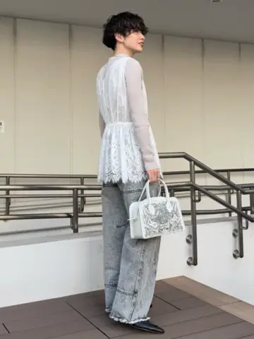 Carving Tribes 村上 麗華 コーディネート画像