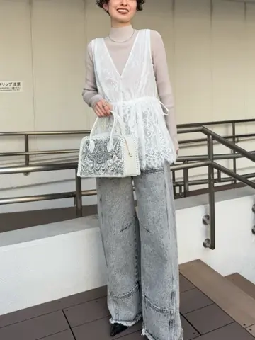 Carving Tribes 村上 麗華 コーディネート画像