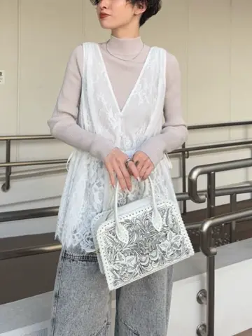 Carving Tribes 村上 麗華 コーディネート画像