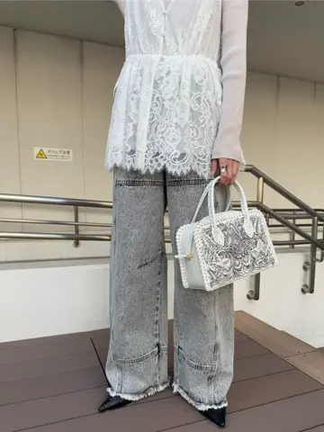 Carving Tribes 村上 麗華 コーディネート画像