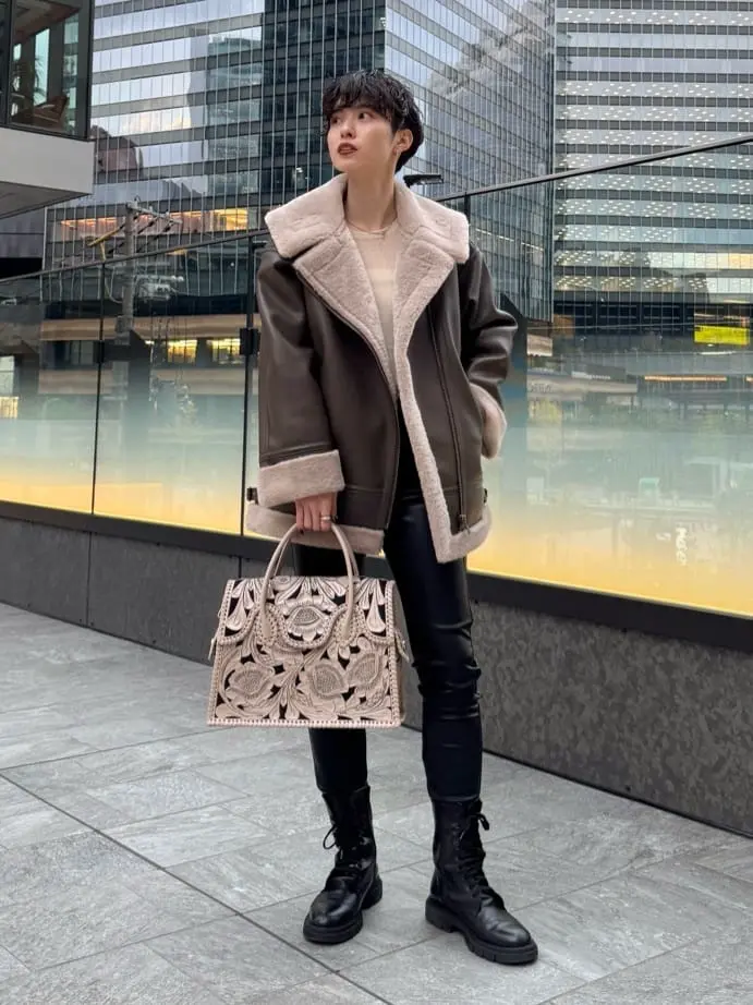 Carving Tribes 村上 麗華 コーディネート画像