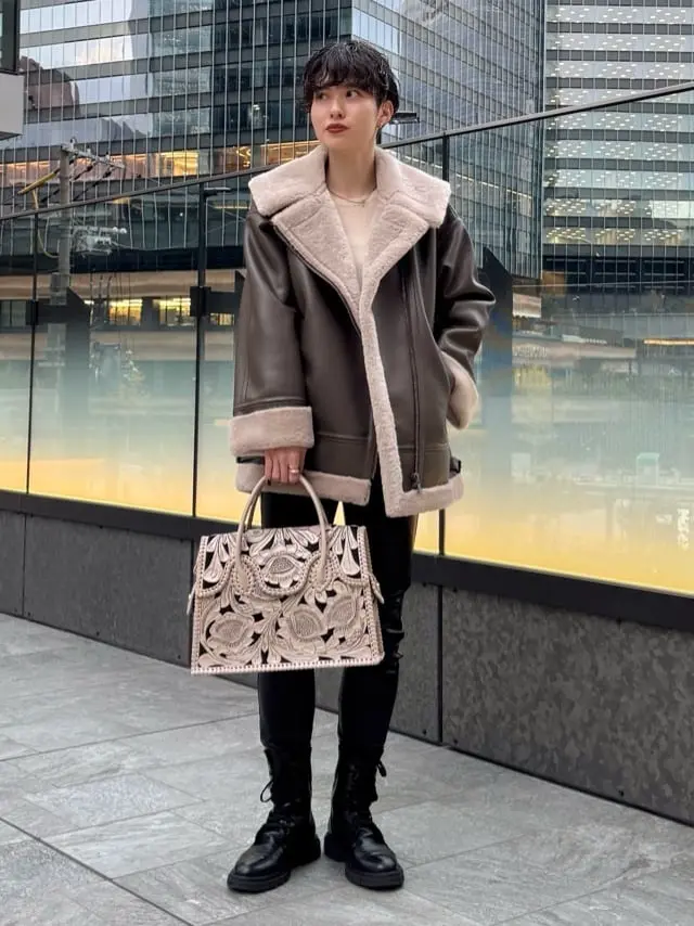 Carving Tribes 村上 麗華 コーディネート画像