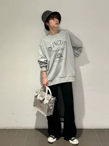 Carving Tribes 村上 麗華 コーディネート画像