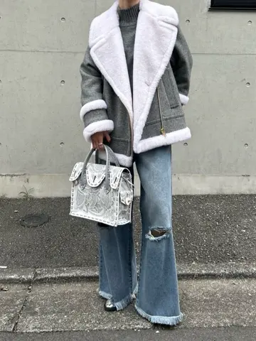 Carving Tribes 村上 麗華 コーディネート画像