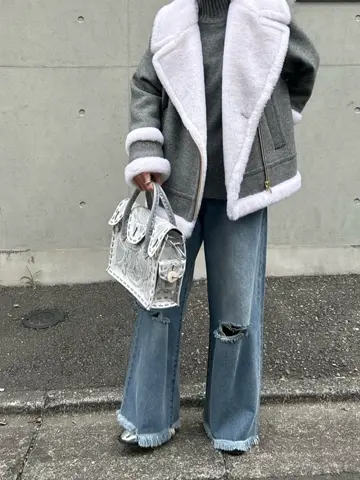 Carving Tribes 村上 麗華 コーディネート画像