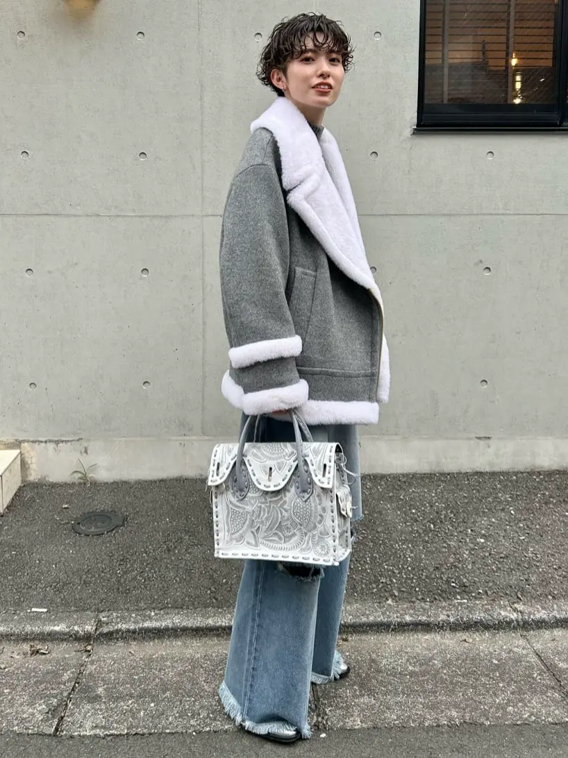 Carving Tribes 村上 麗華 コーディネート画像