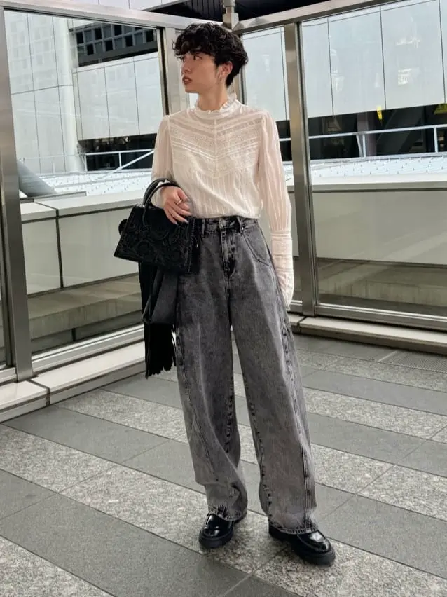 Carving Tribes 村上 麗華 コーディネート画像