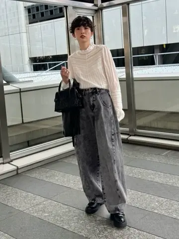 Carving Tribes 村上 麗華 コーディネート画像