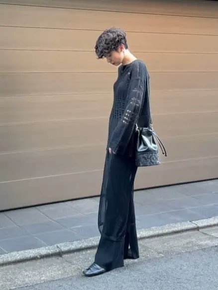 Carving Tribes 村上 麗華 コーディネート画像