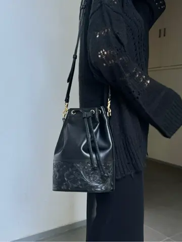 Carving Tribes 村上 麗華 コーディネート画像