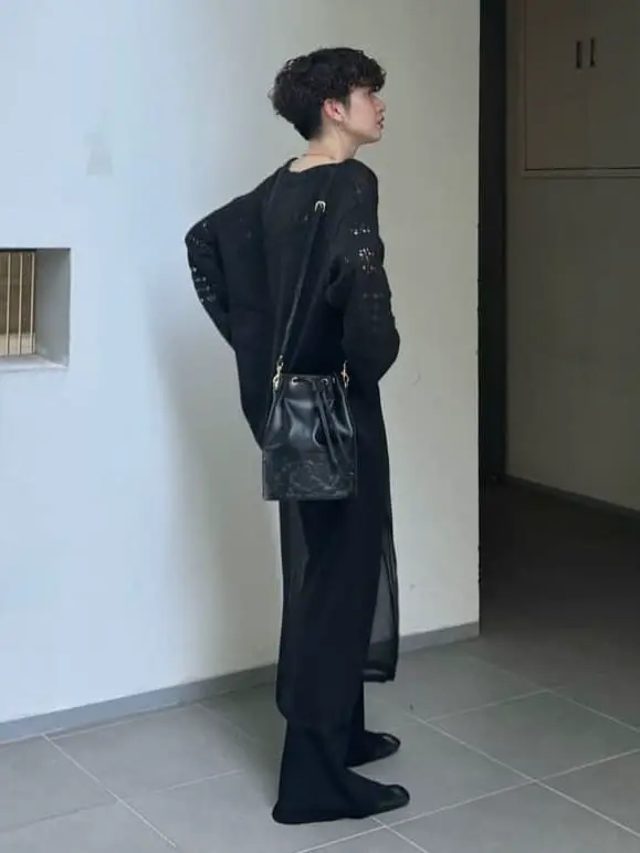 Carving Tribes 村上 麗華 コーディネート画像